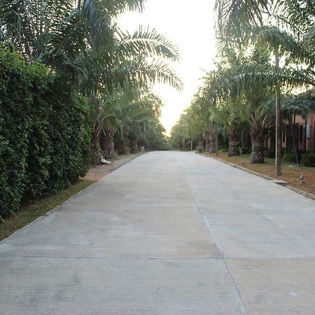 Palm Inn Khok Kloi Екстер'єр фото